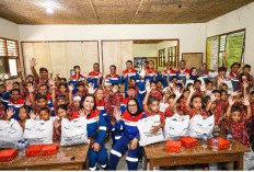 Peduli Pendidikan, Dewan Komisaris Pertamina Salurkan Perlengkapan Sekolah di Karangasem