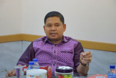 Waka DPRD M Yasir Minta Sekolah Tak Jadikan Seragam Syarat Daftar Ulang