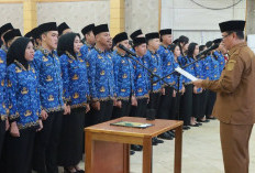 Wabup Katamso Pimpin Sumpah PNS dan Serahkan SK CPNS 2024, Tekankan Adaptasi Digital dan Peningkatan IPM