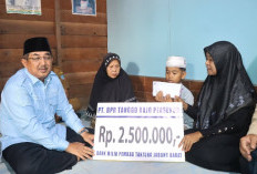 Bupati Anwar Sadat Kunjungi Keluarga Korban Hilang di Sungai Pengabuan, Berikan Santunan dan Dukungan Moril