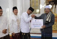 Bupati Anwar Sadat Safari Jumat di Dusun Mudo, Serahkan Berbagai Bantuan hingga Tegaskan Komitmen Pembangunan