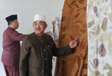 Bupati dan Wabup Tanjab Barat Apresiasi Inovasi Ecoprint Daun Resam Karya Warga Desa Kuala Dasal