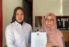 Serahkan SK Menteri Hukum, Kanwil Kemenkum Jambi Kawal Pengalihan Protokol Notaris di Merangin