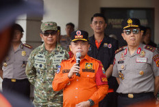 Gubernur Al Haris Tambah 146 Personel Satgas Karhutla di Sejumlah Titik, Dirterjunkan Via Udara