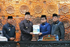 Bupati M. Syukur Tegaskan Anggaran Adalah Alat Pelayanan dan Kesejahteraan Masyarakat