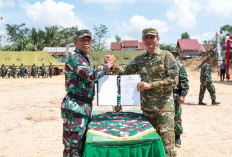 Bupati Batang Hari Selaku Inspektur Upacara Pembukaan TMMD ke 127 di Kab. Batang Hari