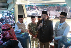Bupati Anwar Sadat Sambut Kepulangan 270 Jamaah Haji Tanjung Jabung Barat Kloter 21 Tahun 2026