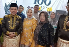 Jambi Expo 2026, Gubenur dan Bupati Minum Teh kayu Aro di Gerai Teh PTPN