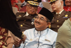 Bupati Tanjab Barat Hadiri Sidang Paripurna HUT ke-69 Provinsi Jambi