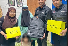 Brand Sepatu DBL, AZA x Disway Grup Kirim Sepatu dan Tas untuk Keluarga Almarhum Mandala