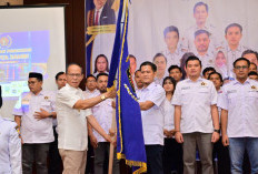 Ketua PWI Provinsi Jambi H. Ridwan Agus Lantik Ketua Irwansyah Pimpin Kepengurusan PWI Kota Jambi 2026-2029
