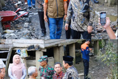 Bupati BBS Sambangi Korban Kebakaran di Kumpeh Ilir