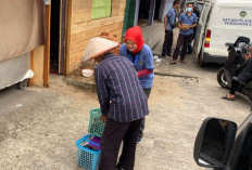 SPPG Simpang 3 Sipin Gelar Aksi Sosial, Berbagi Kebahagiaan ke Masyarakat 