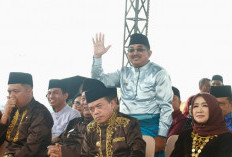Bupati Anwar Sadat Hadiri Launching 'Jambi Elok Nian'