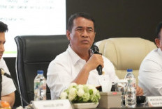 Mentan Amran Ambil Tindakan Tegas Copot Korwil KPPG Surabaya karena Telur Peternak Belum Terserap