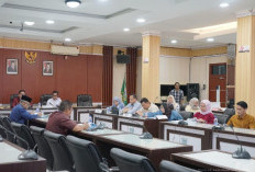 Perancang Kanwil Kemenkum Jambi Hadiri Rapat Pansus DPRD Kota Jambi