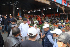 Pedagang Sayur Ngamuk di Pasar Sungai Penuh