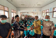PT Batanghari Sawit Sejahtera Hadir di Tengah Dampak Karhutla dengan Bagikan Masker 