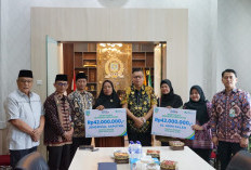 DPRD Kota Jambi dan BPJS Ketenagakerjaan Serahkan Santunan bagi Ahli Waris Pekerja Rentan