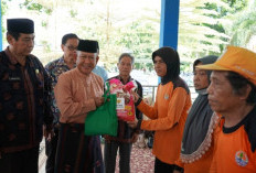 HUT Merangin ke-76, Pemkab dan BAZNAS Salurkan Ratusan Paket Sembako untuk Petugas Oranye
