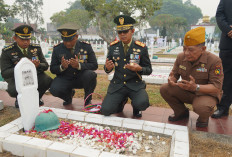 Danrem 042/Gapu Pimpin Ziarah Nasional HUT KE-81 TNI Di TMP Satria Bhakti Jambi