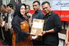 OTT KPK Kembali Menjaring Kepala Daerah, Kini Bupati Sukoharjo Etik Suryani Ditangkap