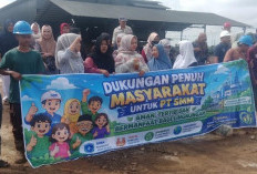 Puluhan Warga Sekitar PT. SMM Gelar Aksi Dukungan Pabrik Beroperasi