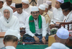 Bupati Anwar Sadat Hadiri Zikir Bersama Haul Akbar Syekh Abdul Qadir Al-Jaelani