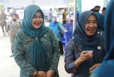 Ketua TP-PKK Tanjabbar Hj. Fadilah Sadat, Geliatkan Potensi Rumah DILAN dan Kesejahteraan Warga