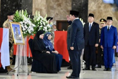 Presiden Beri Penghormatan Terakhir untuk Tiga Pahlawan Perdamaian Gugur di Misi UNIFIL Lebanon