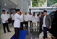 Berikan Tausiah di Buka Bersama KASAL, Menteri Nusron: Negara Besar Mampu Ciptakan Rasa Aman