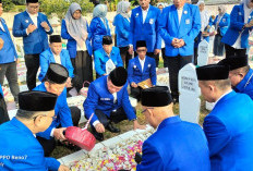 Kenang Jasa Pendahulu, PAN Jambi Ziarahi Makam Pahlawan dan Tokoh Partai