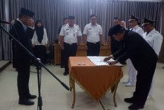 12 Pejabat Administrator Dilantik, Berikut Nama-Namanya.. 