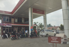 Pertalite Menghilang dari SPBU, Warga Terpaksa Isi Pertamax