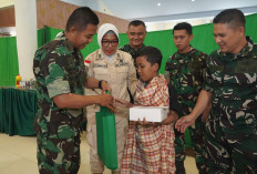 Sambut HUT Ke-81 TNI, Korem 042/Gapu Gelar Donor Darah, Sunatan Massal dan Pengobatan Gratis