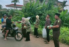 Kejari Tanjabtim Bagikan Takjil dan Gelar Buka Puasa Bersama