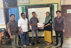 Wujud  Kepedulian Sesama, PTPN IV Regional IV Salurkan Bantuan untuk Pengobatan Putri Karyawan Pemanen