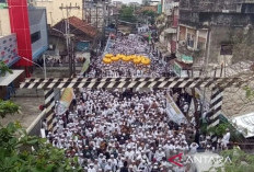 Puluhan Ribu Jamaah Ziarah Kubro 2026 Putihkan Kota Palembang