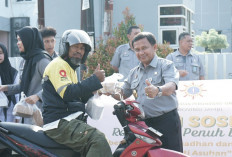 Wujud Kepedulian di Bulan Suci Ramadhan, Kanwil Kemenkum Jambi Berbagi Takjil kepada Masyarakat