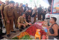 Wabup Muaro Jambi Pastikan Ketersediaan Bahan Pokok di Pasar Sengeti Aman Jelang Ramadan