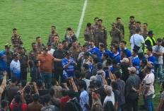 Final Gubernur Cup Jambi Merangin vs Kota Jambi Ricuh, Gubernur Hingga Walikota dan Bupati Turun ke Lapangan