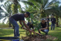 PTPN IV Regional IV Bersih-bersih Lingkungan 