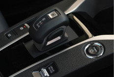Mitsubishi New Xforce HEV Bekali Fitur Electric Shifter yang Praktis, Bebas Khawatir Saat Parkir Paralel