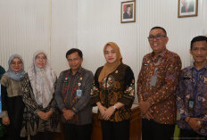 MPW Provinsi Jambi Serahkan SK Pemegang Protokol Notaris, Perkuat Kepastian Hukum dan Tertib Administrasi