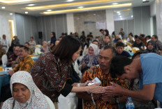 Wujud Solidaritas BUMN, PTPN IV PalmCo Beri Bantuan Kepada Keluarga Jurnalis Hilang Kontak di Selat Sunda