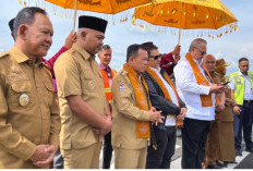 Wabup A. Khafidh Saksikan Pendaratan dan Penerbangan Perdana Maskapai Batik Air di Bungo