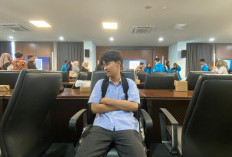 Pemimpin Digital atau Sekadar Pemimpin Sibuk?