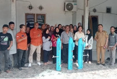 Krisis Air Bersih, Tim Pengmas Poltekkes Kemenkes Jambi Terapkan Teknologi Filter MBC di Desa Tangkit Baru
