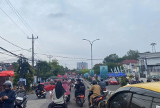 Warga Kota Jambi Berburu Takjil dan Pulang Kerja Picu Kepadatan, Arus Melambat di Pertengahan Sore