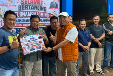 Sekda Merangin Zulhifni Keluar sebagai Juara Pertama Turnamen Domino HUT ke-81 RI
